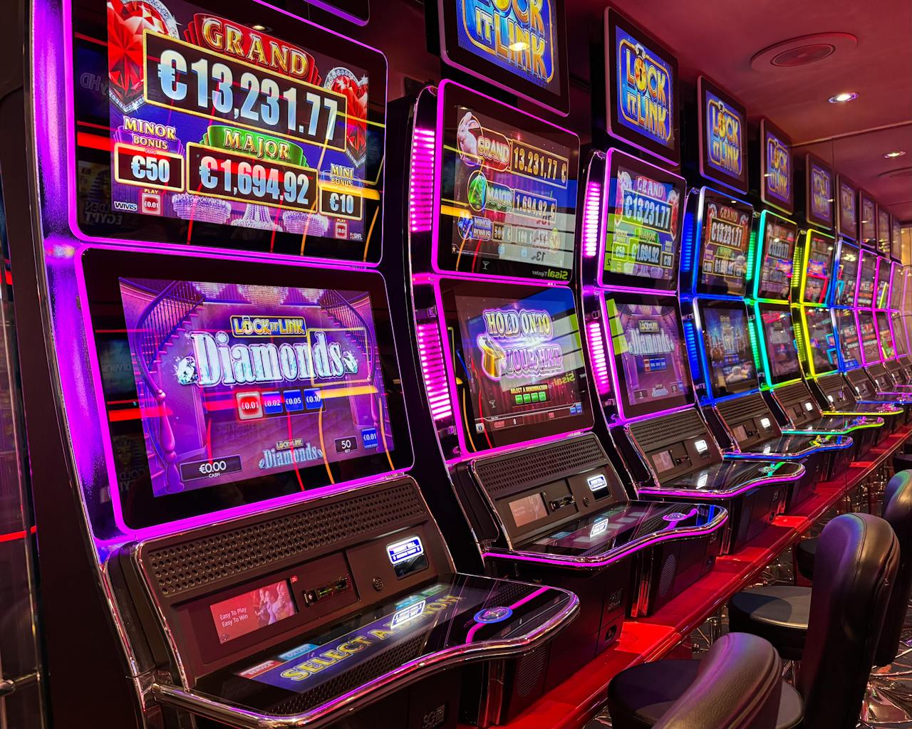 Slot Games And Their Online System Structure