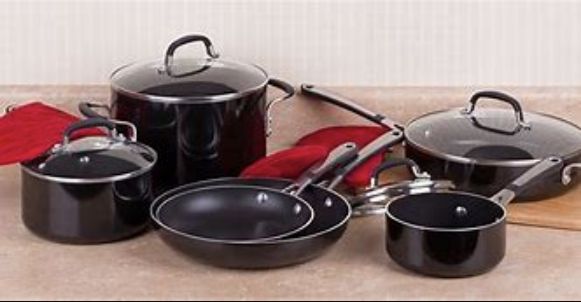 What cookware can go in the dishwasher?