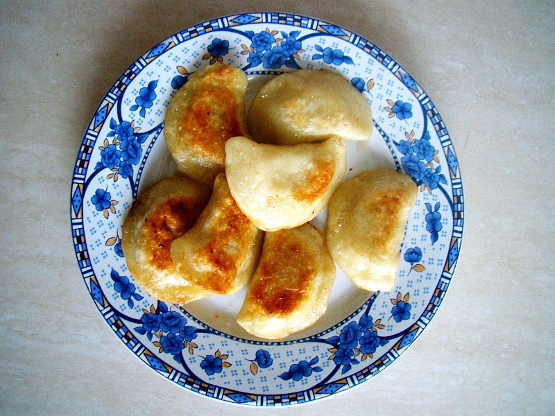 Christmas_dumplings_with_dried_plums