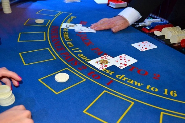 With Free Casino Bets, People Play the Games