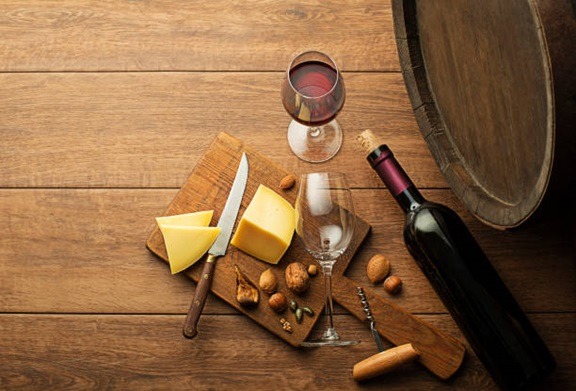 What You Should Know About Wine And Cheese Pairings